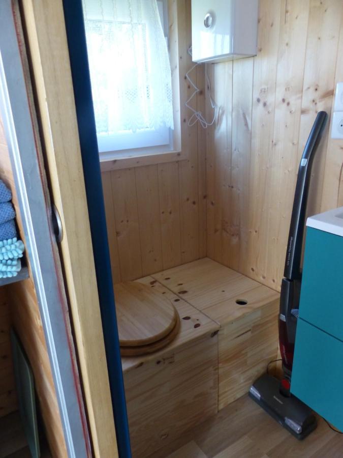 شقة Mon Ptit Nid House Tiny House Panissieres المظهر الخارجي الصورة